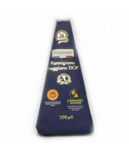 Сыр Parmigiano Reggiano Italiamo DOP 36 месяцев 200г