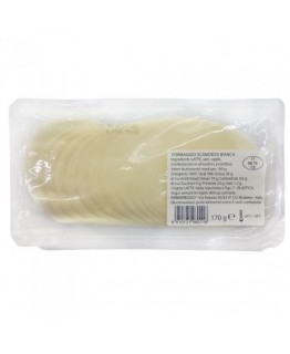 Formaggio Scamorza – итальянский мягкий сыр с твердой оболочкой